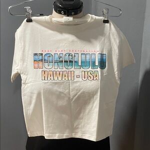 Zara White Embossed Logo T-Shirt Size-6-7 years NWT